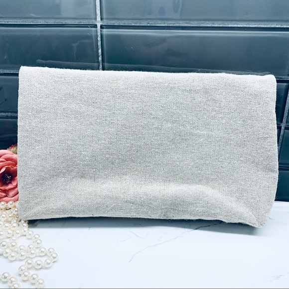 CHRISTIAN DIOR NATURAL LINEN ZIPPER MAKEUP BAG - Picture 2 of 6